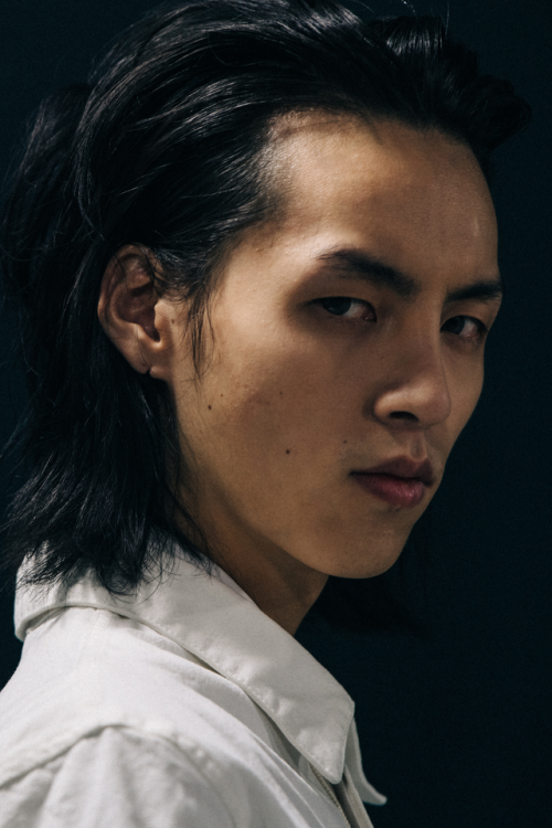 damplaundry: Benno Bulang, Erik van Gils, Na Jae Young at Haider Ackermann RTW S/S 2019 by Adam Katz