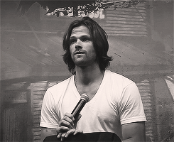 Jensen: "Let Them See The Beautiful Hair. Let 'emlet 'em See It."