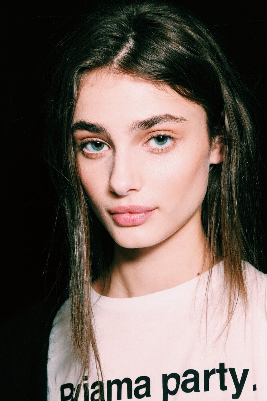 alluring-princess:  hello—gracie:taylor marie hill