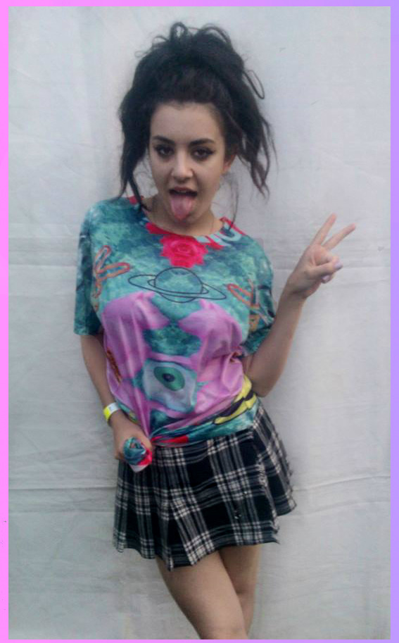 teinproject:  CHARLI XCX IN TEIN TEE &lt;3 SHE’S SO KEWT LAST PIECES OF LIFE