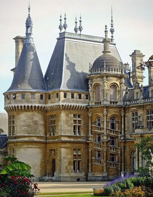 ghostlywatcher: Waddesdon Manor