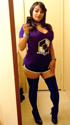 zoestanleyarts:  My Rebeltaxi shirt arrived