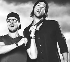 Porn jaredgrrl:  Jared Padalecki, Misha Collins photos