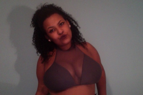 duttydominican:  duttydominican:  bikini boredom   happy black out!!