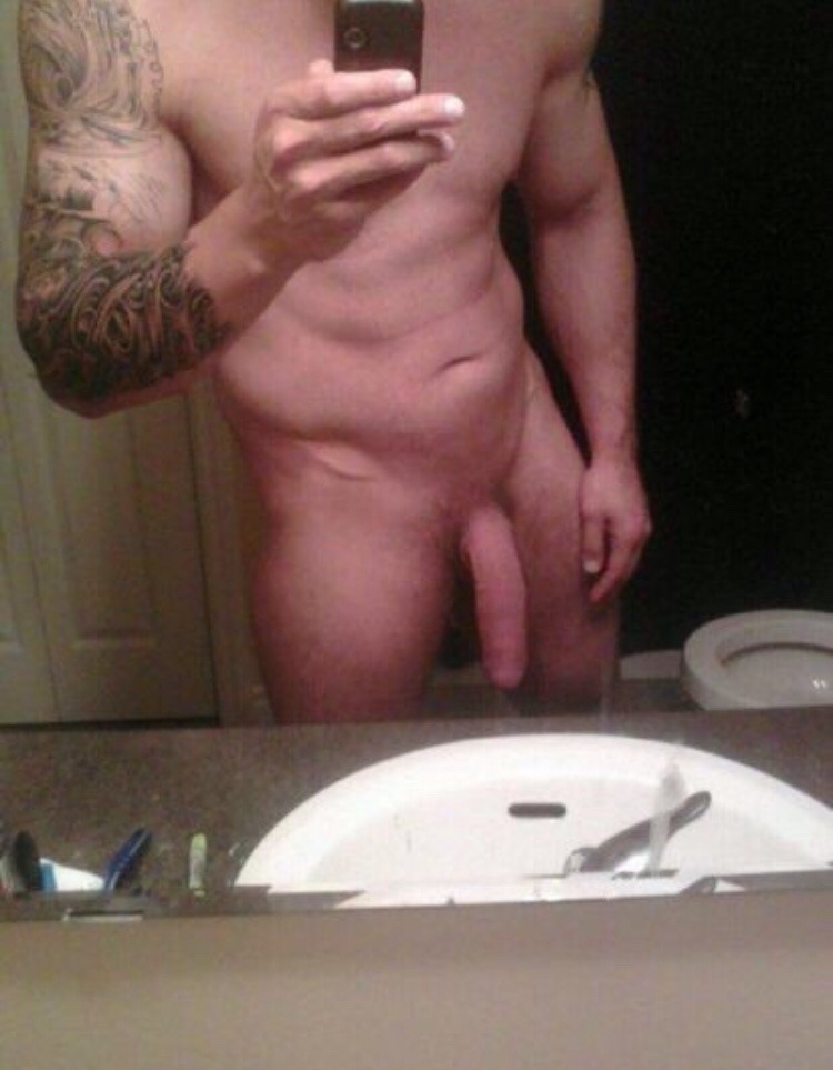 exclusivekiks:  Hot muscle guy with a big cock 💋💋💋🔥🔥💋💋🔥🔥🔥🔥🔥💋💋💋🔥🔥💋🔥🔥🔥