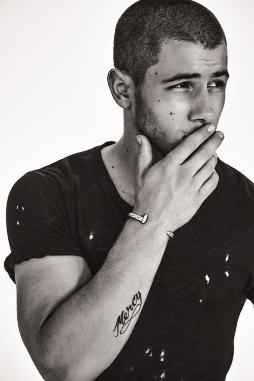 SEXY ❉ ARTY ❉ MANLY ❉ HOT