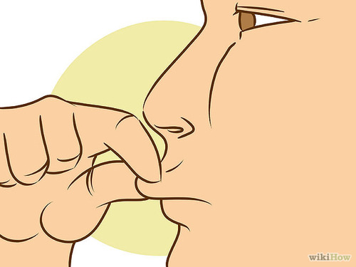 luiskingking:  artemispanthar:  Help me I can’t stop sneezing this is awful  I