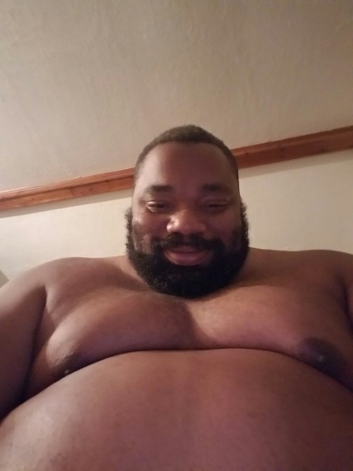 bhm-whim:  joshyexjock:  I am starting to feel so fat but I need a lot more  You are the man Josh!   Joshy’s getting massive. 