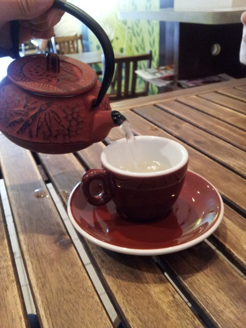 Cappuccino and Japanese Sencha Tea Date