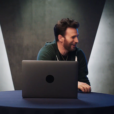 sudsevans:  CHRIS EVANS reacting to the new Lightyear trailer.