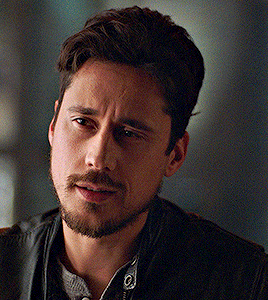PETER GADIOT As JAMES VALDEZ