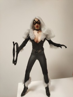 Blackcat suit in Phicen body and Jiaou Doll body