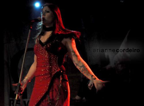 the-infallible-empress-blog:  Revamp @ Curitiba - May/2014 - pics by yours truly, Arianne Cordeiro, the Empress ;=) 