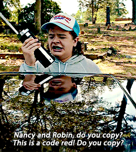 dailystrangerthings:Dustin + freaking out