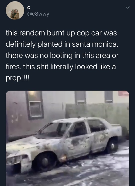 krxs100:  UNDERCOVER COPS ARE BEING CAUGHT PLANTING CARS/BRICKS, SETTING FIRES AND BREAKING STORE WINDOWS TO MAKE PROTESTS LOOK VIOLENT DON’T BELIEVE THE MEDIA #STAYWOKE  follow for more news 