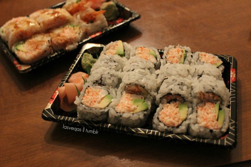 lasveqas:  sushi \(◕‿◕✿)/