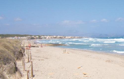 Nackt in den Balearen Urlaub - Erstes FKK-Hotel auf Mallorca eröffnet nahe am Sa Canova Strand: Apar