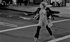 jynsandors:   I’m so embarrassed. I’m not a real person yet.  Frances Ha (2012)