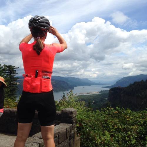 jennlevo: It was a pretty awesome day on the bike here in Portland for the @rapha #womens100. Mid 70