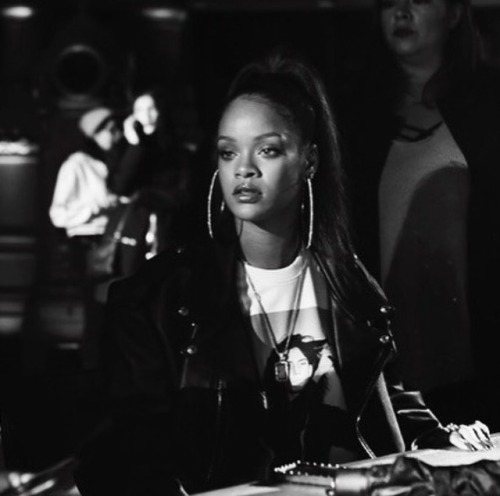 oeun:Rihanna/AW17