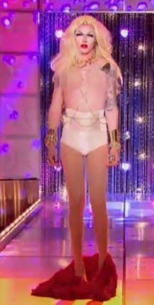 Pearl drag queen nude