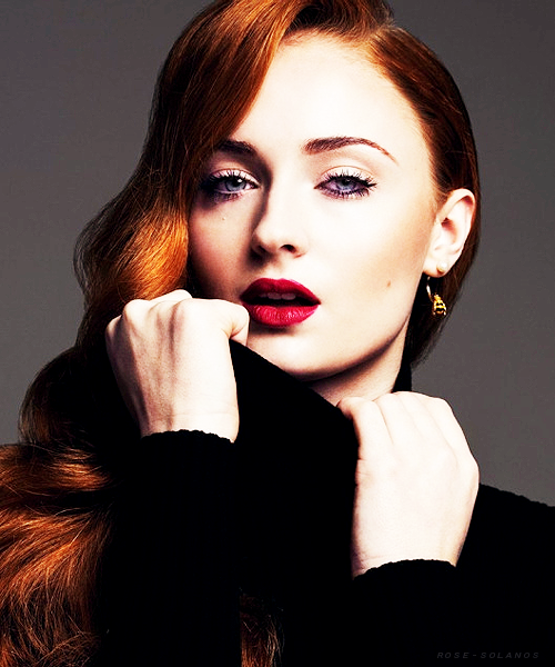 rose-solanos: Sophie Turner for Just Jared