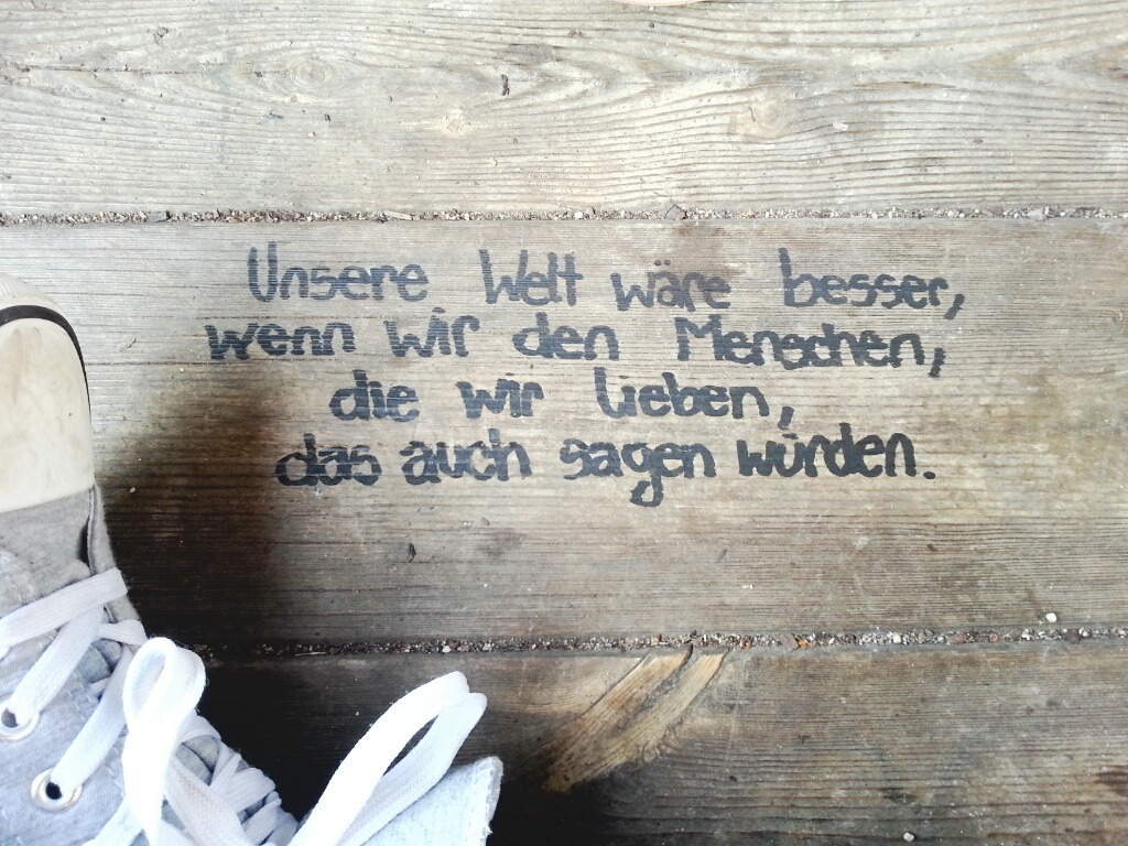 lass-mich-dein-anker-sein:  angelsandairwavesx:  one-day-happiness-will-find-you: