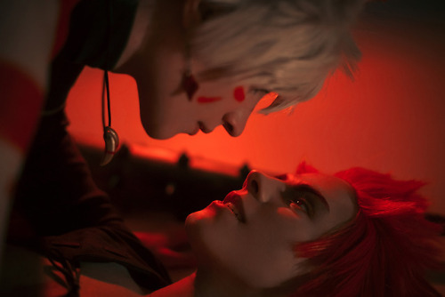 Oni Kirishima & Kitsune Bakugou Kirishima: www.instagram.com/pollypwnz/Bakugou: 