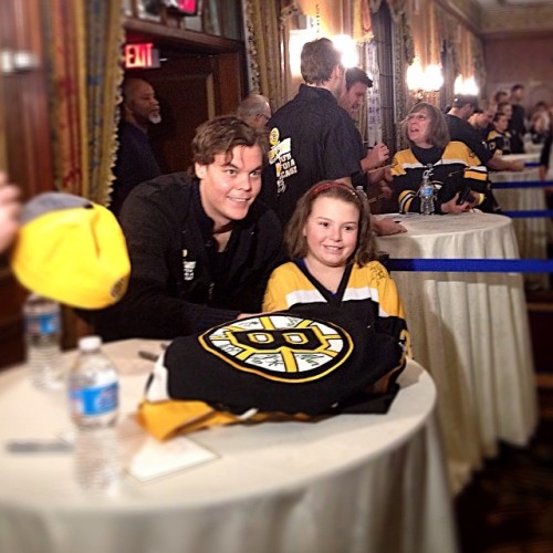 Tuukka meeting a young fan at the sold-out #CutsForACause VIP reception. #NHLBruins
