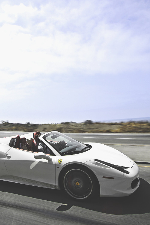 supercars-photography:  458 Spider || Sp»via 