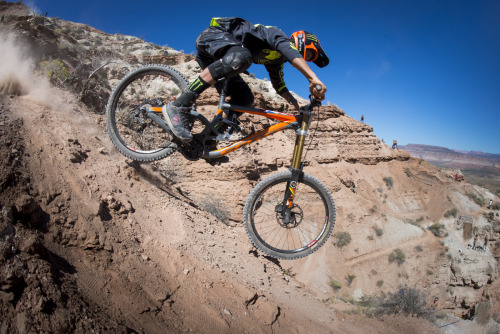 (via [Rampage] Practice day blasting | MTB-MAG.COM)