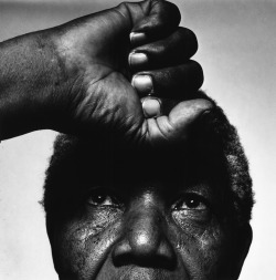 nevver:  Dead at 95, Nelson Mandela 