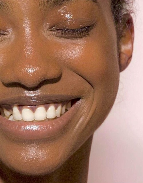 driflloon:crystal noreiga for glossier