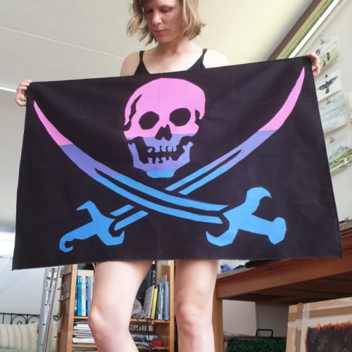 finngualart:made this flag with S yesterday, hope Rackham would be proud