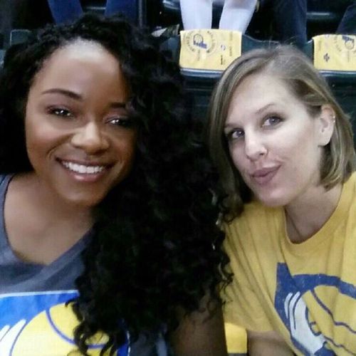 Pacers v Raptors with @lbstylist! GO PAUL GEORGE!!! (at Bankers Life Fieldhouse)