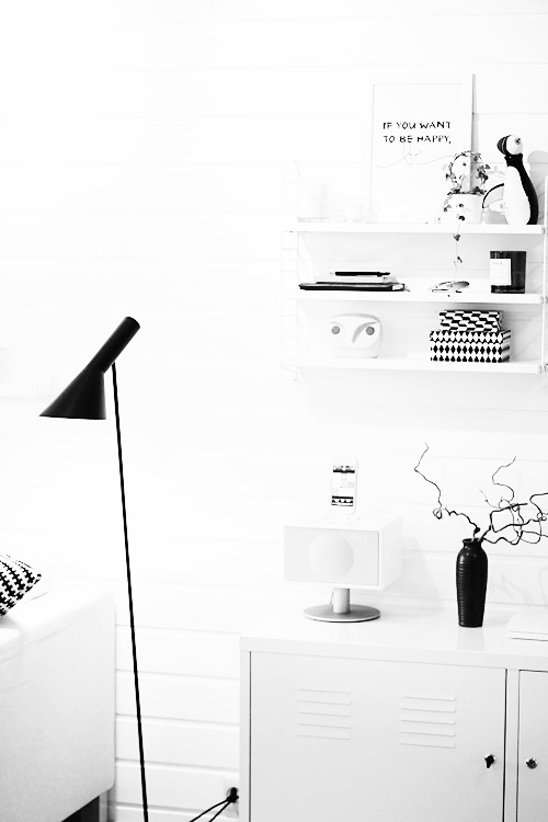 thediaryofdivanopka:  The Arne Jacobsen floor lamp… too amazing 
