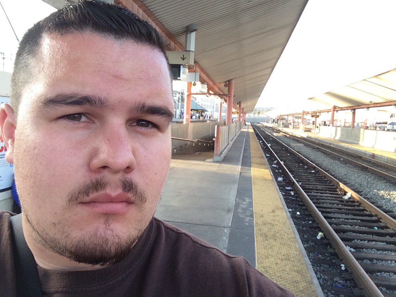 sandfda90:  Where the fuck is ma’ train !! 