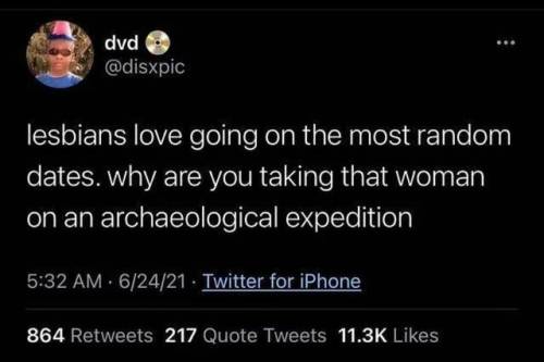 seraphbutch: I loved this episode where Xena and Gabrielle were archeologists and they excavated the