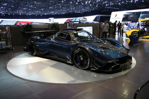 Porn hondafever:  PAGANI ZONDA REVOLUCION WHAOOOOOOO !!!!!!!!!!!! photos