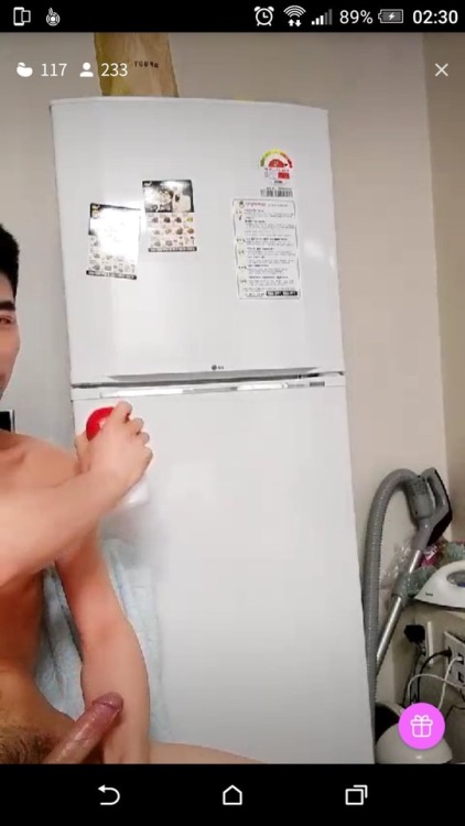 assman-69: jp-aguys:Chinese guy~