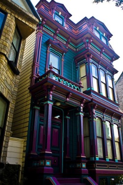 Bad-Ass-Fat-Ass:  Bluepueblo:  Dark Colors, San Francisco, California Photo Via Cherrie