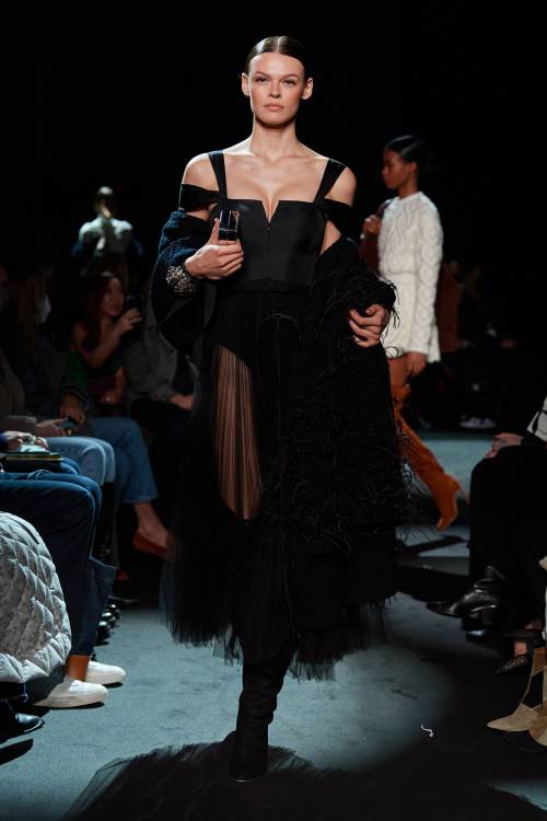 Brandon Maxwell, Fall 2022 Ready-to-WearCredits:Jawara - Hair StylistFulvia Farolfi - Makeup ArtistA