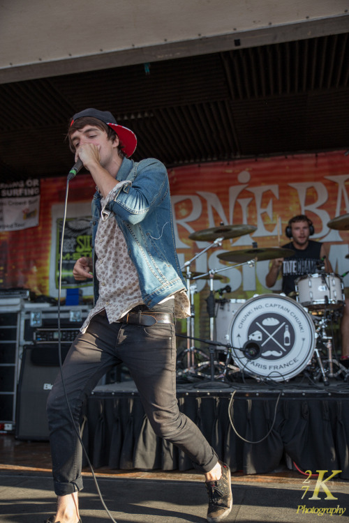 Chunk! No, Captain Chunk!  - Playing the Vans Warped Tour at Darien Lake (Buffalo, NY) on 7.8.14 Cop