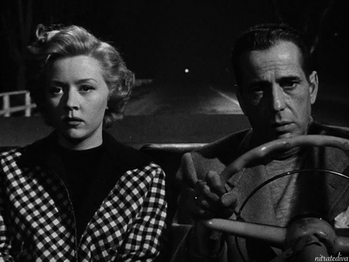 Gloria Grahame and Humphrey Bogart in Nicholas Ray’s In a Lonely Place (1950). #1950s #in a lonely place #gloria grahame#humphrey bogart#film noir#nicholas ray#noir#classic film#old movies#classic movies#old hollywood