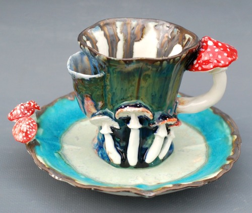 sosuperawesome:Mushroom CeramicsPorcelain Dream Shoppe on Etsy