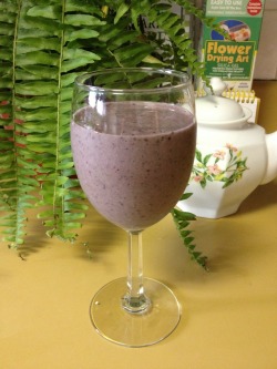 best! banana, blueberry, a tiny bit of vanilla