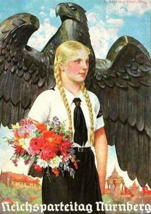 solar-aestheticss:  Women in the Third Reich, propaganda   🚀