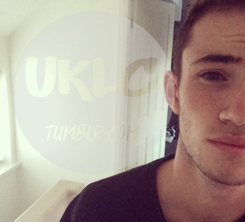 uklc:  Heya!  This is Kane! 19yo And my god hes hot! Massive dick and a little bit of a chav ;)  Enjoy! L! <3