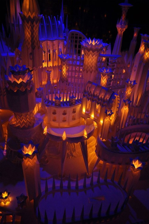 karenhurley:I thought I was pretty good at paper craft..until I saw this! Incredible!  A paper craft art installation by Wataru Itou, a young student of a major art university in Tokyo. The installation is hand made over four years of hard work, complete