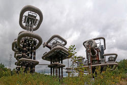 Steampunktendencies:   Giant Futuristic ‘Tesla Tower’ In Abandoned Woods Near